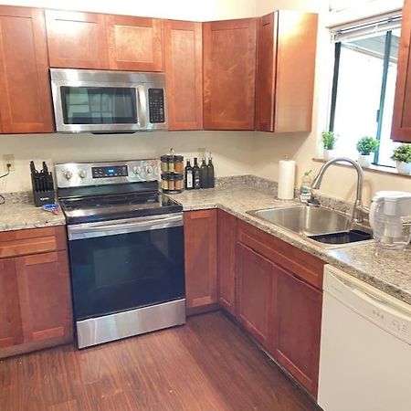 Peaceful, Private Master Bedroom With Own Bath Near Hilo, With Ac! ケアアウ エクステリア 写真
