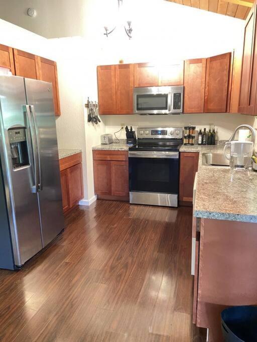 Peaceful, Private Master Bedroom With Own Bath Near Hilo, With Ac! ケアアウ エクステリア 写真